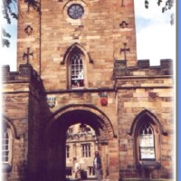 medium_Durham Castle