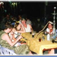 Waterpijp roken medium_waterpijp roken op het terras van Edfu